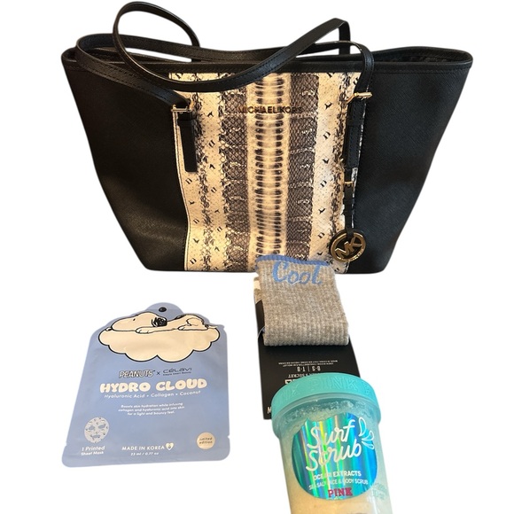 Michael Kors Handbags - Michael Kors Black and Cream Snakeskin Tote 4 piece bundle